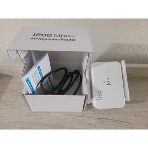 WiFi extender 1200 MBPS AP/repeater/router -white Opened box